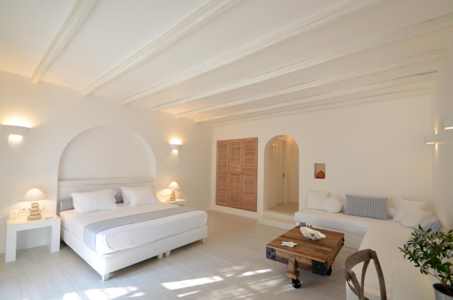 Cycladic Superior Suite 012